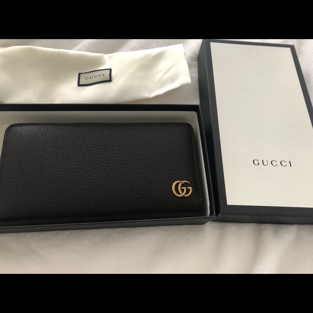 Authentic Gucci Wallet